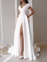 Langes Wickelkleid mit einfarbigem Temperament